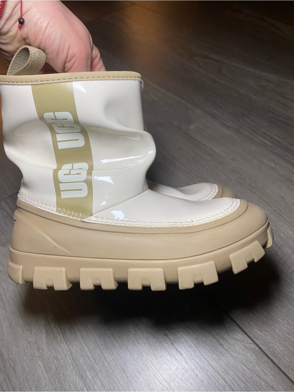 EUC UGG Kids Classic Brellah Mini White Beige Chunky Lug Sole Rain Boot